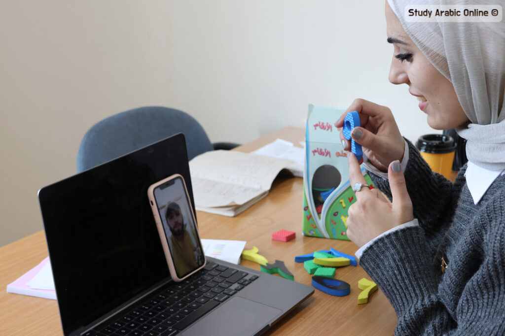 Levantine Arabic Lessons for Humanitarian Workers and Journalists
